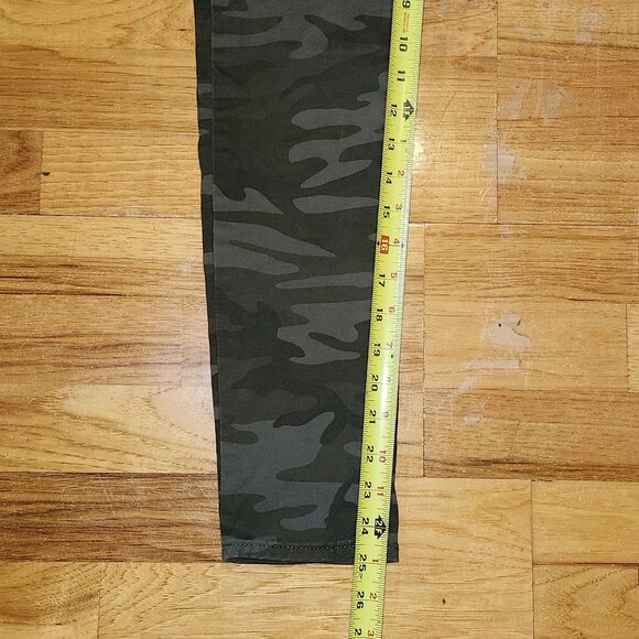 Levi Straus Green Camo 711 Skinny Ankle Pant Jean Denim Size 26 Cotton Polyester - Picture 6 of 10